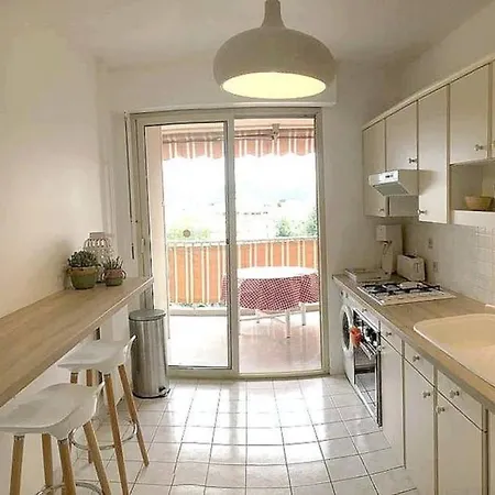 Les Pins 2 Pieces Vue Eden Park *