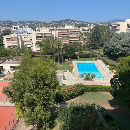 Les Pins 2 Pieces Vue Eden Park