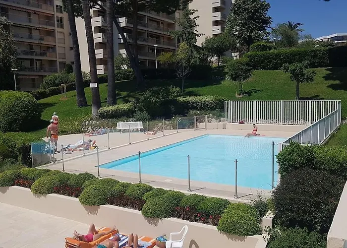 Appartamento Vue Sublime - Piscine&activités Sur Place Juan-les-Pins